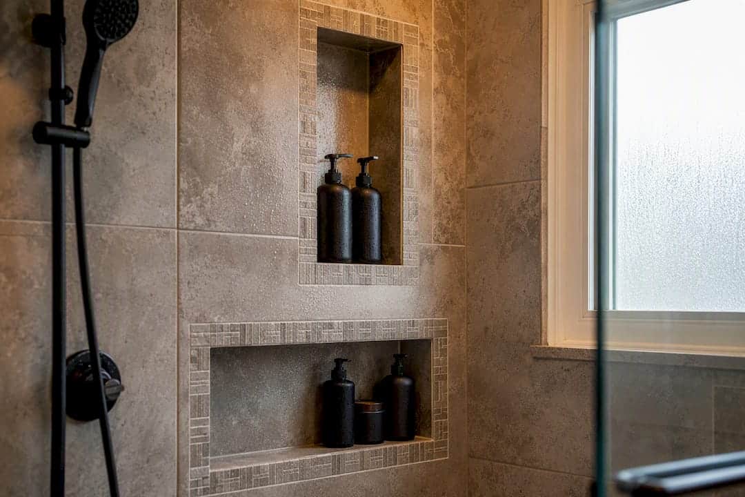 Vertical And Horizontal Shower Niches With Bottles